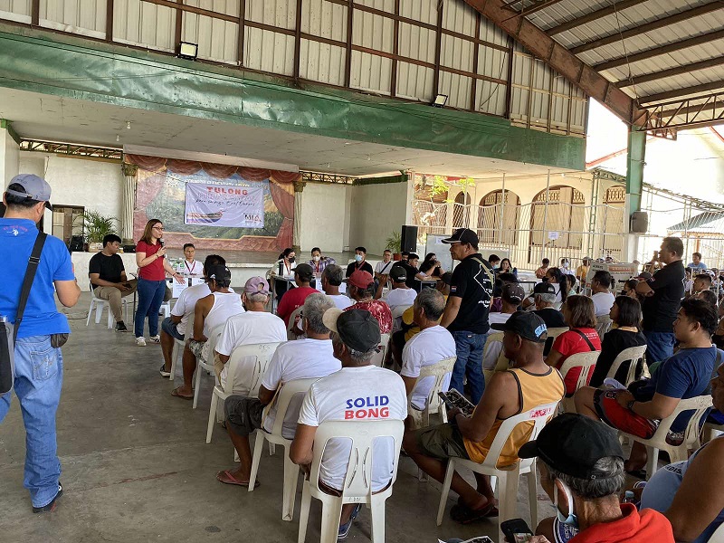 2,000 mangingisda sa Cavite, nabigyan ng cash aid ng SMC 1 Mangingisda